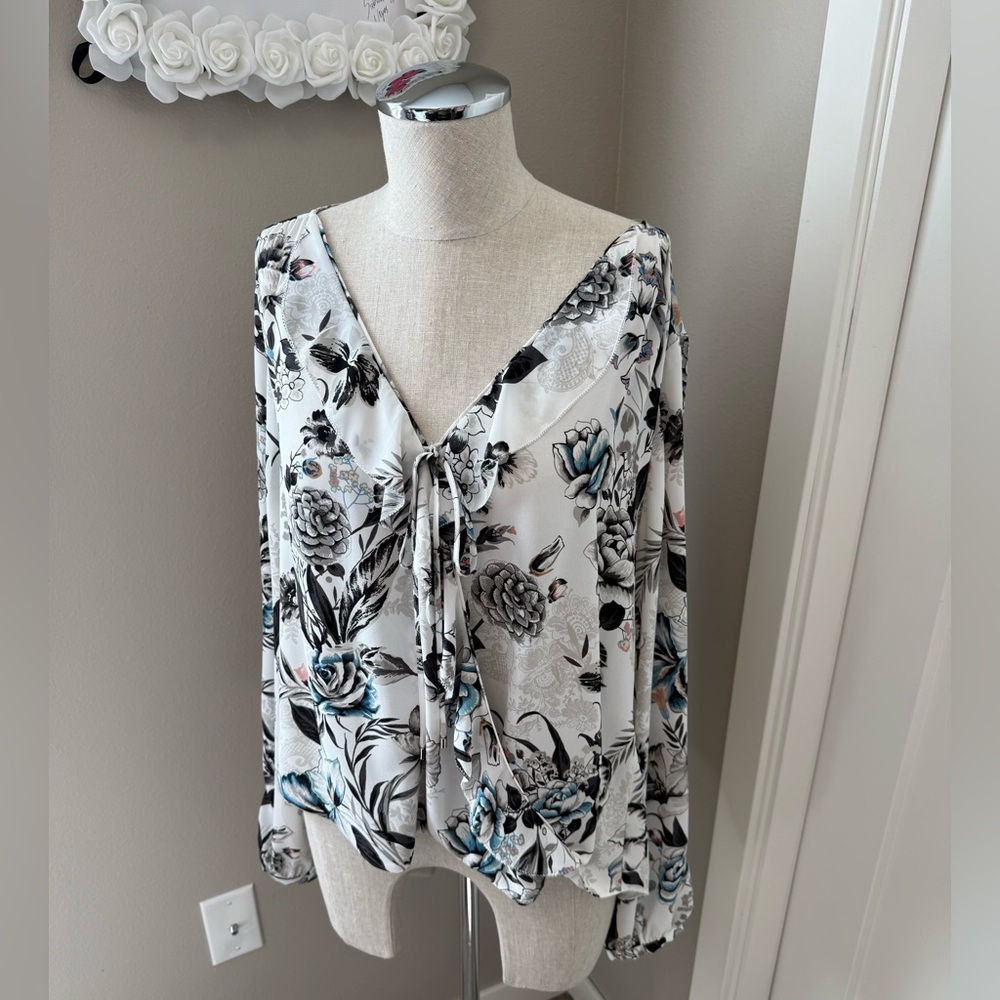 White House Black Market Floral Tie-Front Blouse